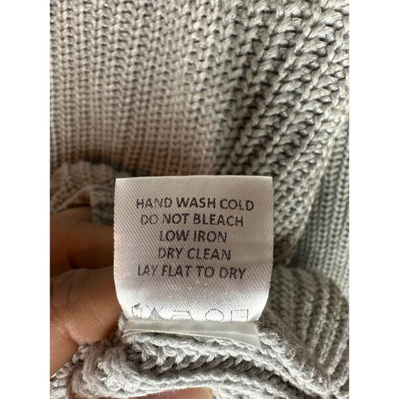 Lovers + Friends Addison Sweater Knit Size M Gray Bell Sleeve Comfy Minimal - Picture 8 of 8